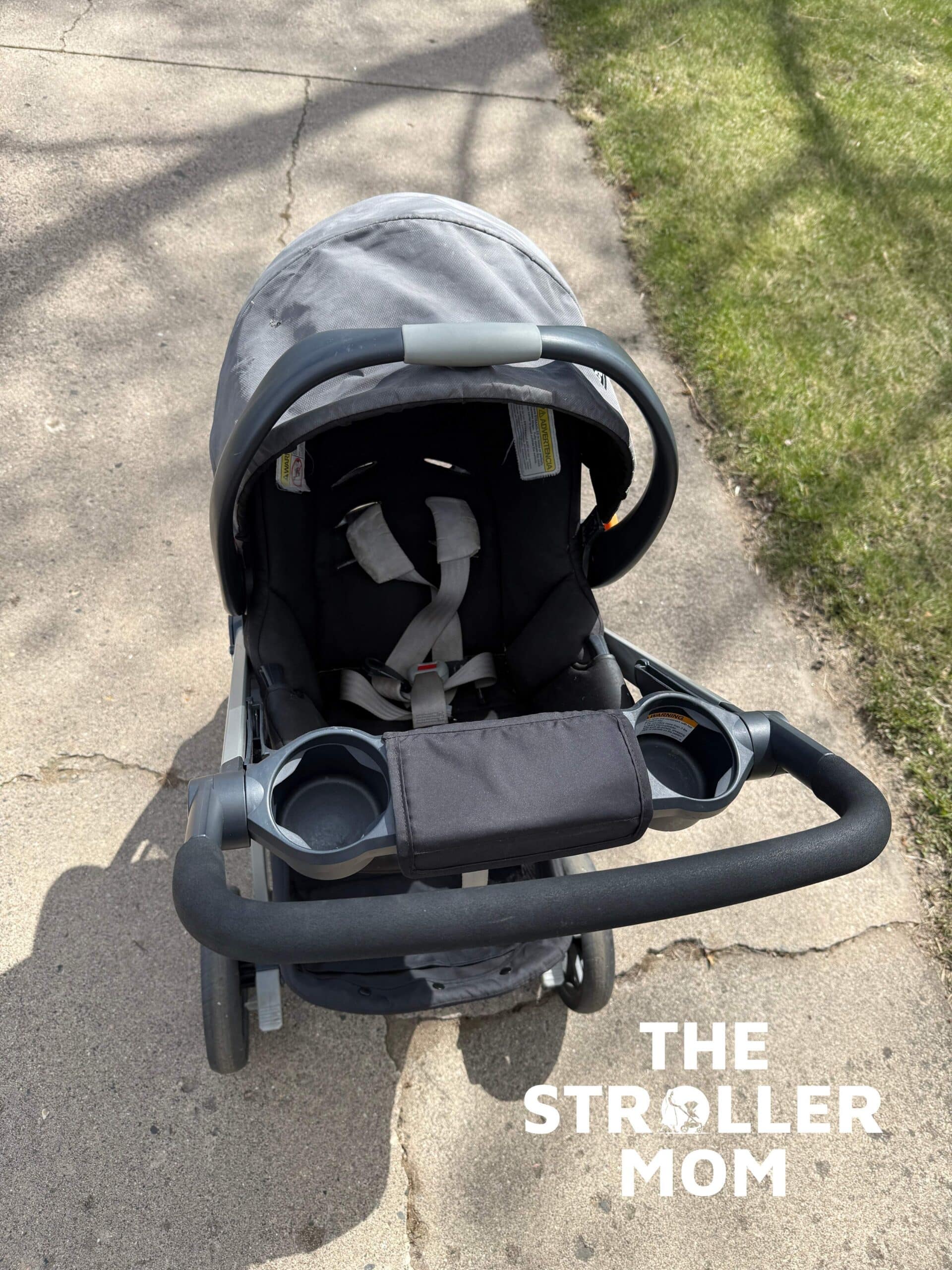 Chicco Bravo and KeyFit 30 infant car seat, rear view