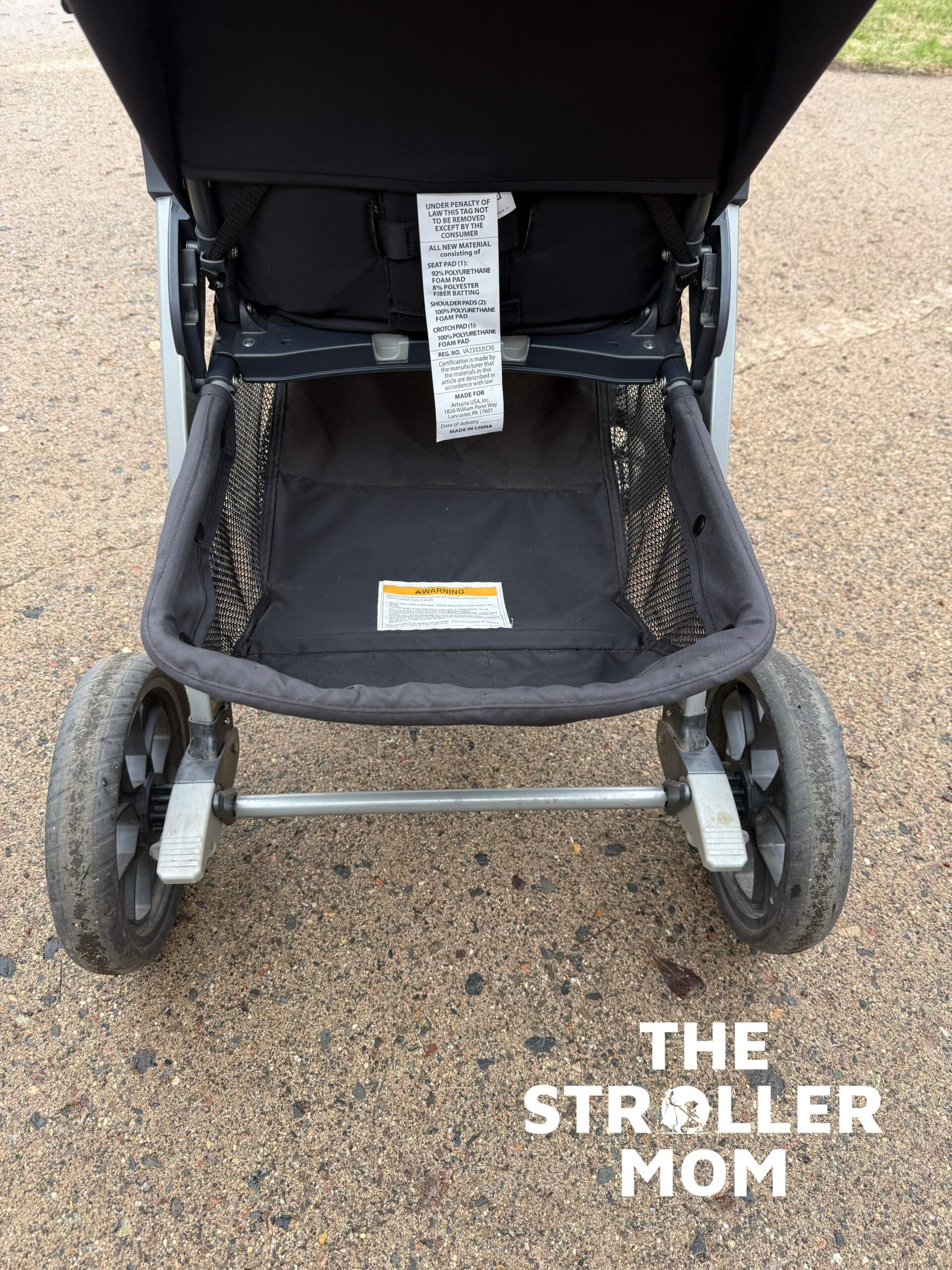Chicco Bravo rear wheels, brake and storage basket