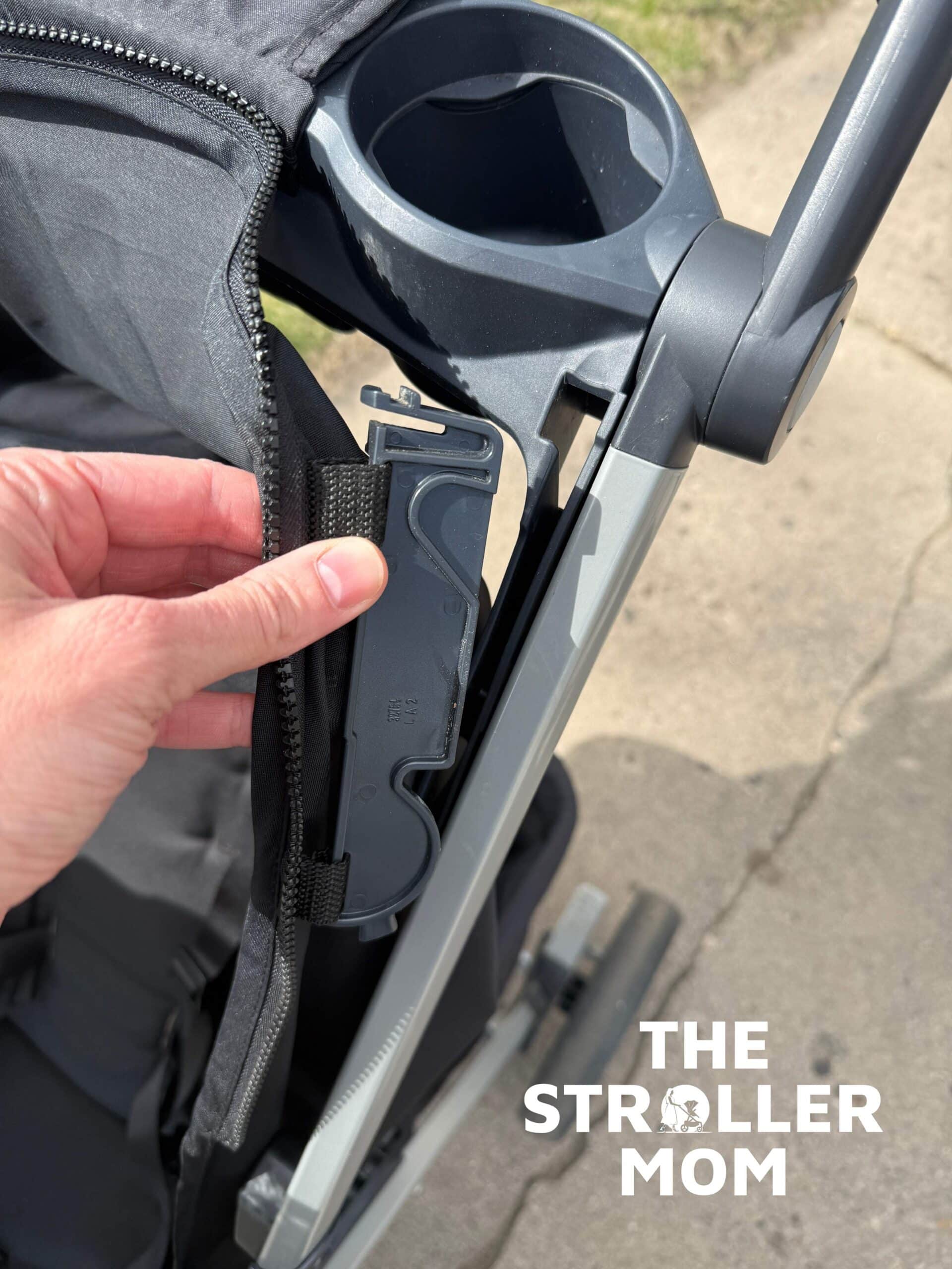 Chicco Bravo seat removal mechanism, close-up